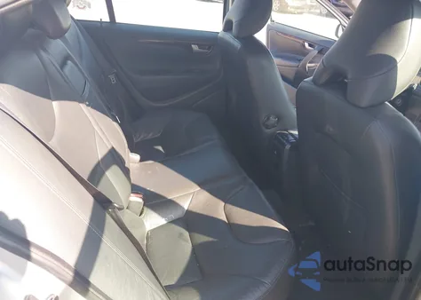 2005 Volvo S60 2.5T Awd z USA, uszkodzony, nr VIN YV1RH592X52478479